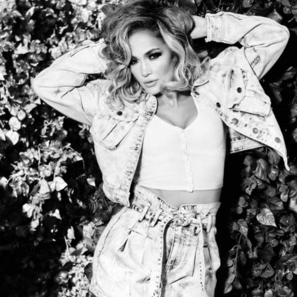 GUESS Cinched-Waist Denim Jacket (M) - Picture 5 of 5